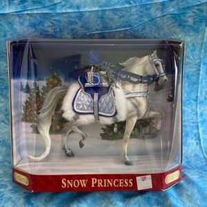 Breyer Snow Princess 2006 Holiday Horse